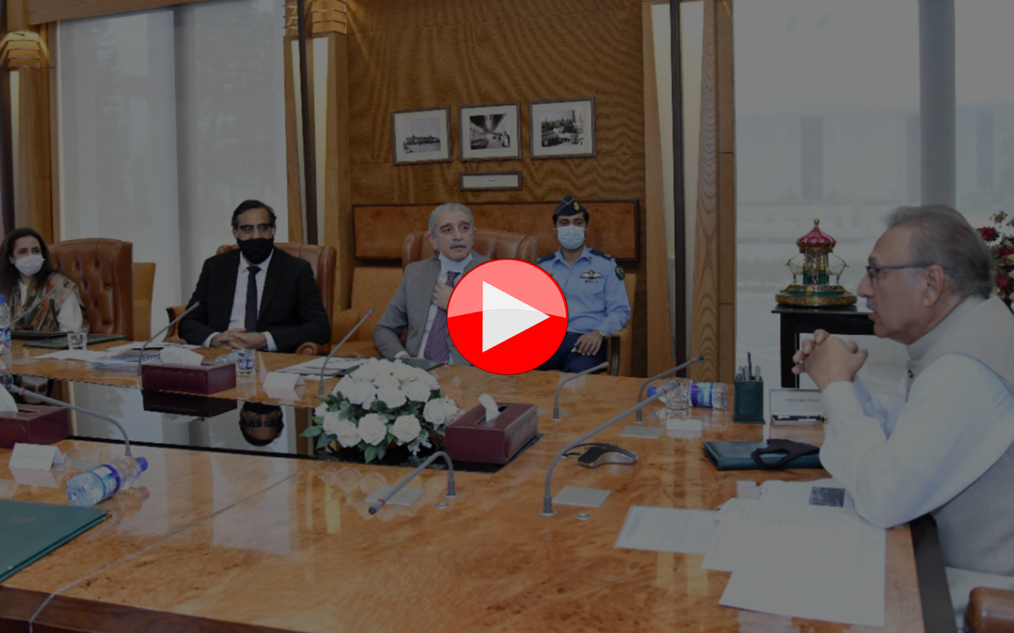 President meets LUMS leadership